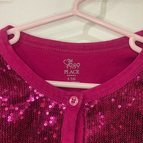 Children’s place pink sequin sweater size 5/6. - Picture 2 of 3